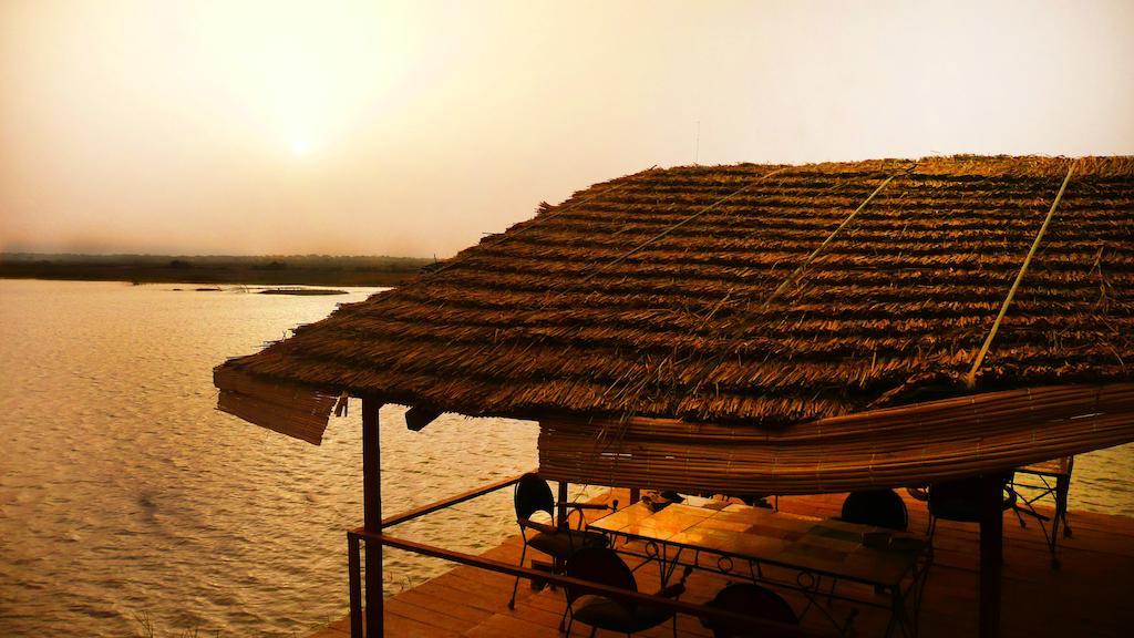 Lampsar Lodge Ndiongo Ngoại thất bức ảnh