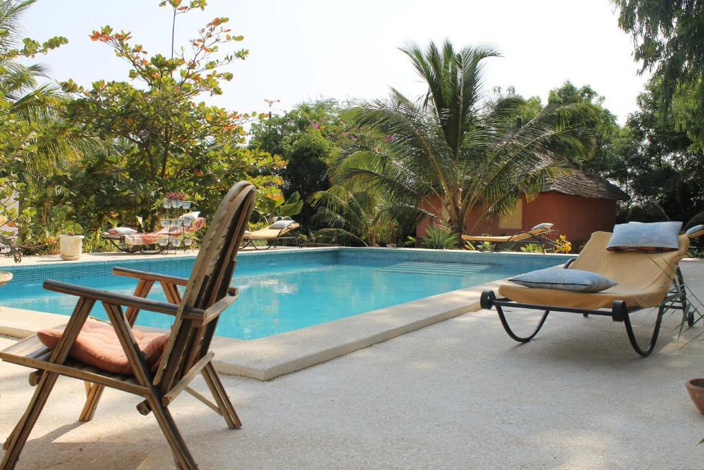 Lampsar Lodge Ndiongo Ngoại thất bức ảnh